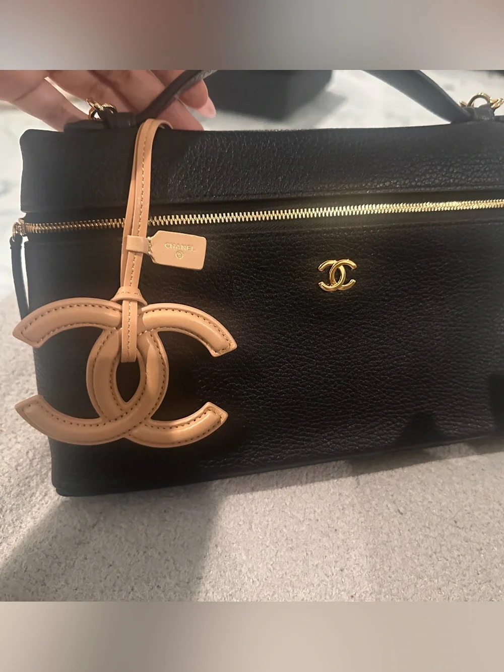 Chanel cc bag charm keychain